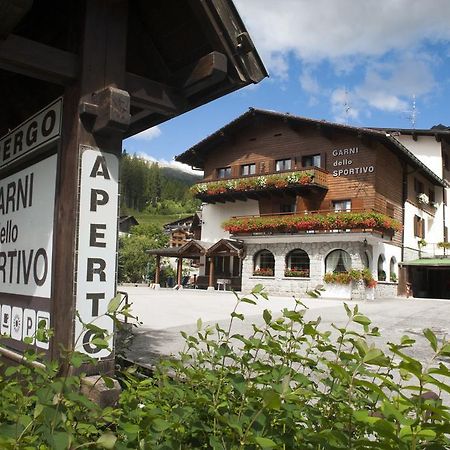 Hotel Garni Dello Sportivo Madonna di Campiglio Luaran gambar