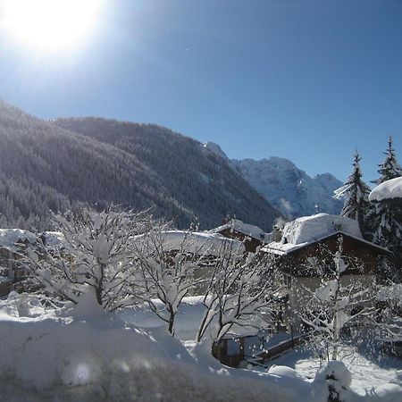 Hotel Garni Dello Sportivo Madonna di Campiglio Luaran gambar