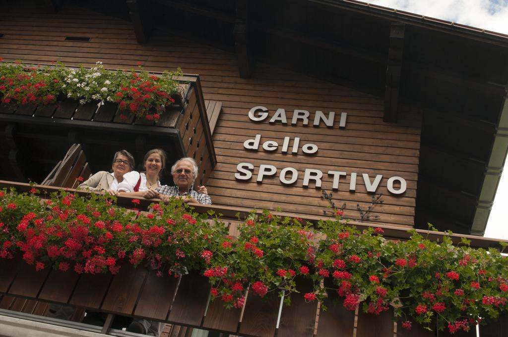 Hotel Garni Dello Sportivo Madonna di Campiglio Luaran gambar