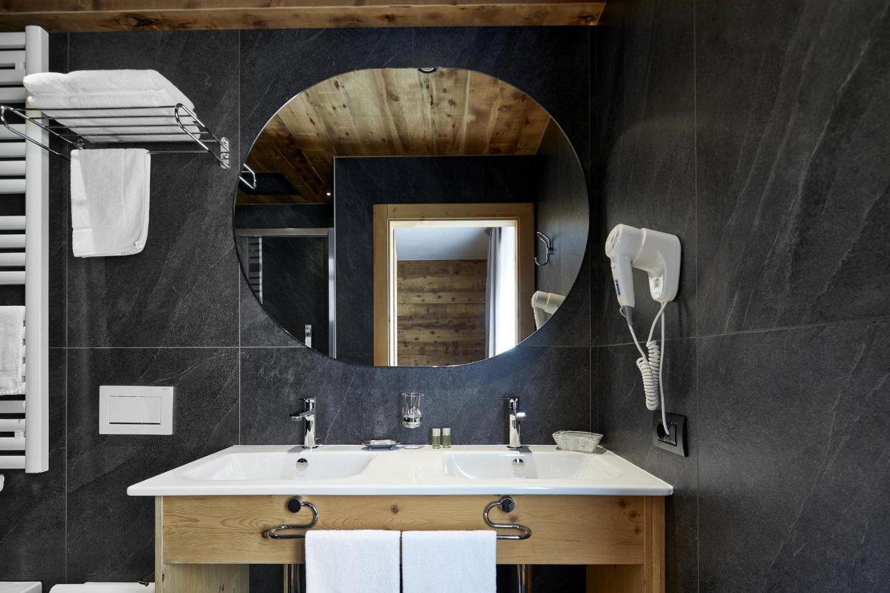Hotel Garni Dello Sportivo Madonna di Campiglio Luaran gambar