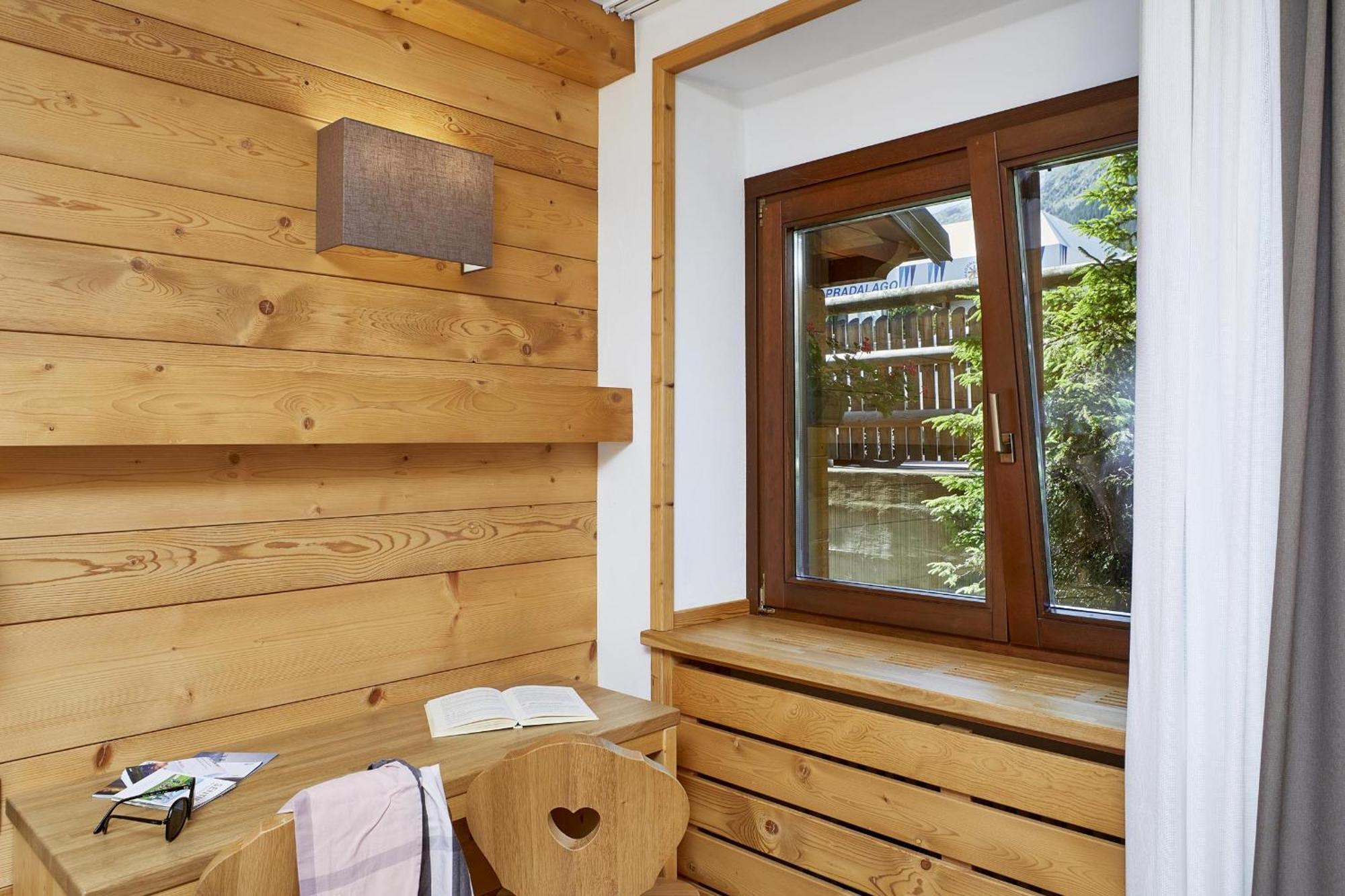 Hotel Garni Dello Sportivo Madonna di Campiglio Luaran gambar
