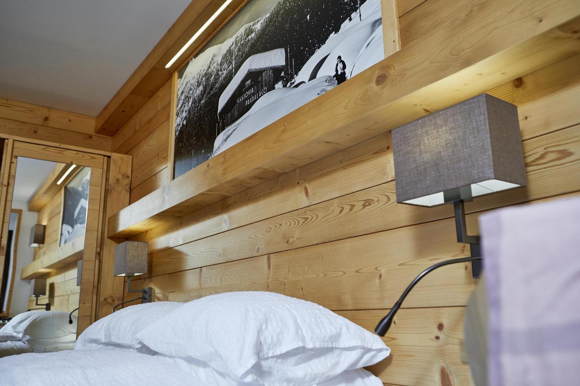 Hotel Garni Dello Sportivo Madonna di Campiglio Luaran gambar