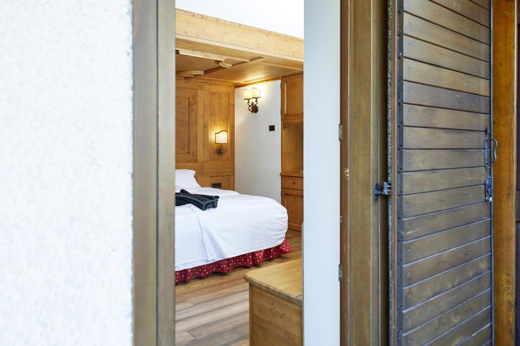 Hotel Garni Dello Sportivo Madonna di Campiglio Luaran gambar