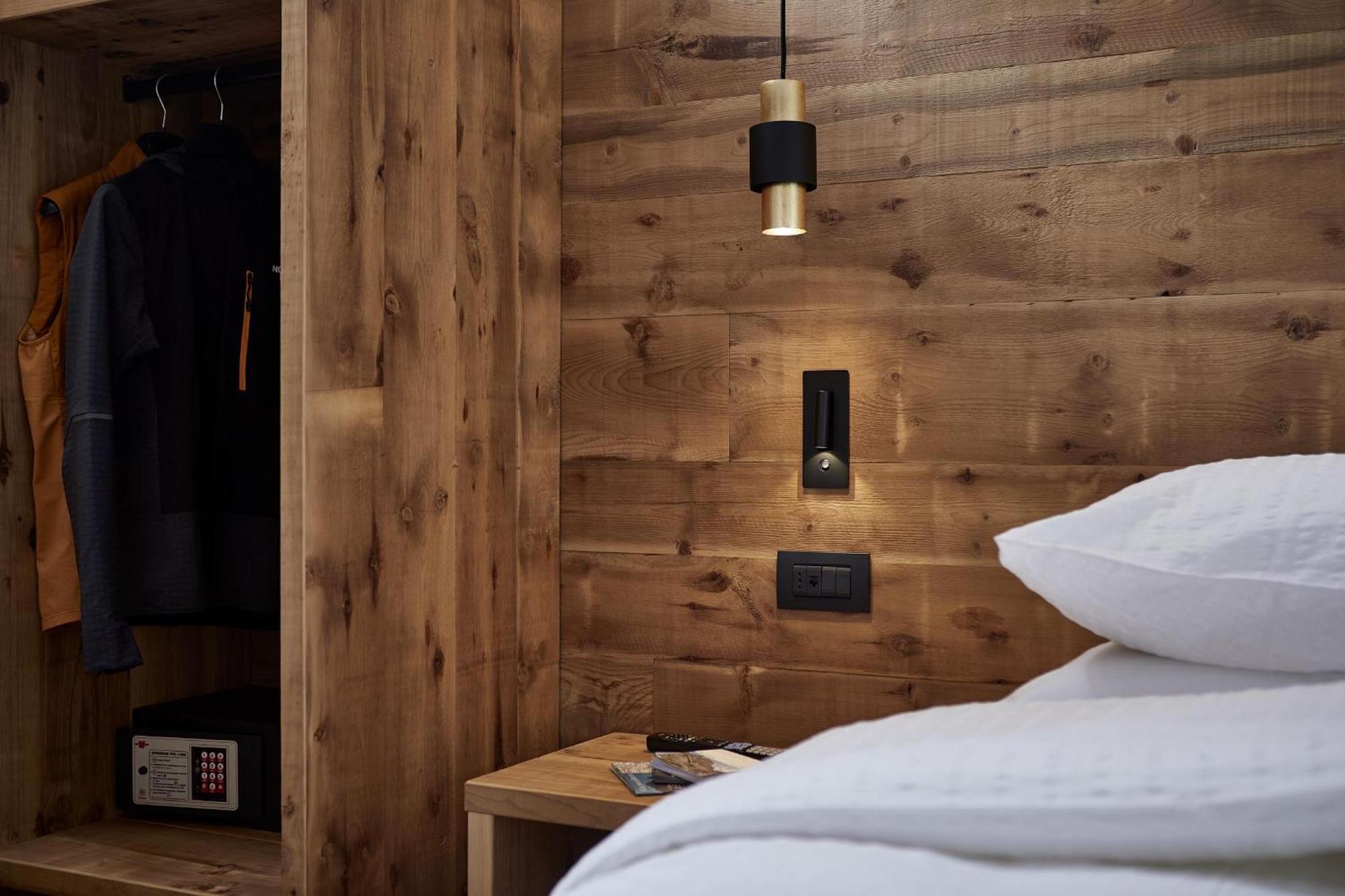 Hotel Garni Dello Sportivo Madonna di Campiglio Luaran gambar